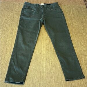 Democracy Ab Technology Stretchy Olive Cropped Pants, Tapered Leg Mid-Rise, Sz8